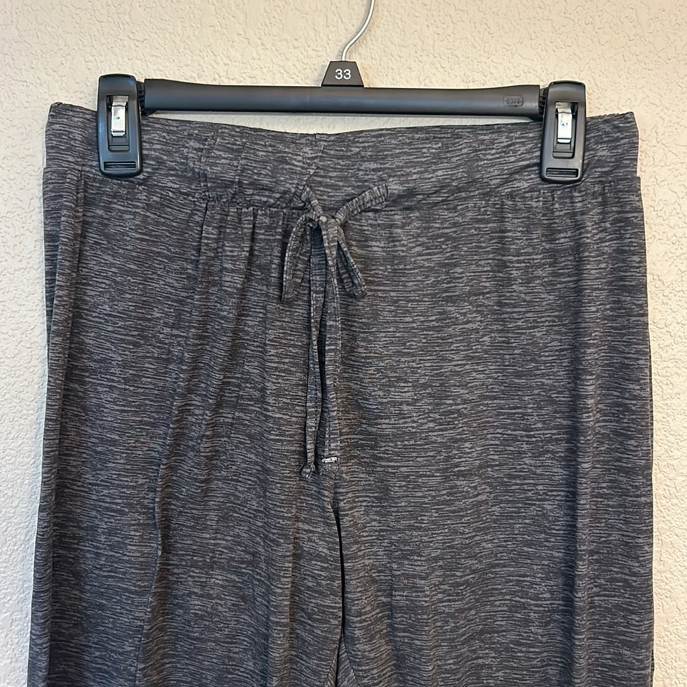 Women’s black and gray jogger pants size medium. - Picture 2 of 4